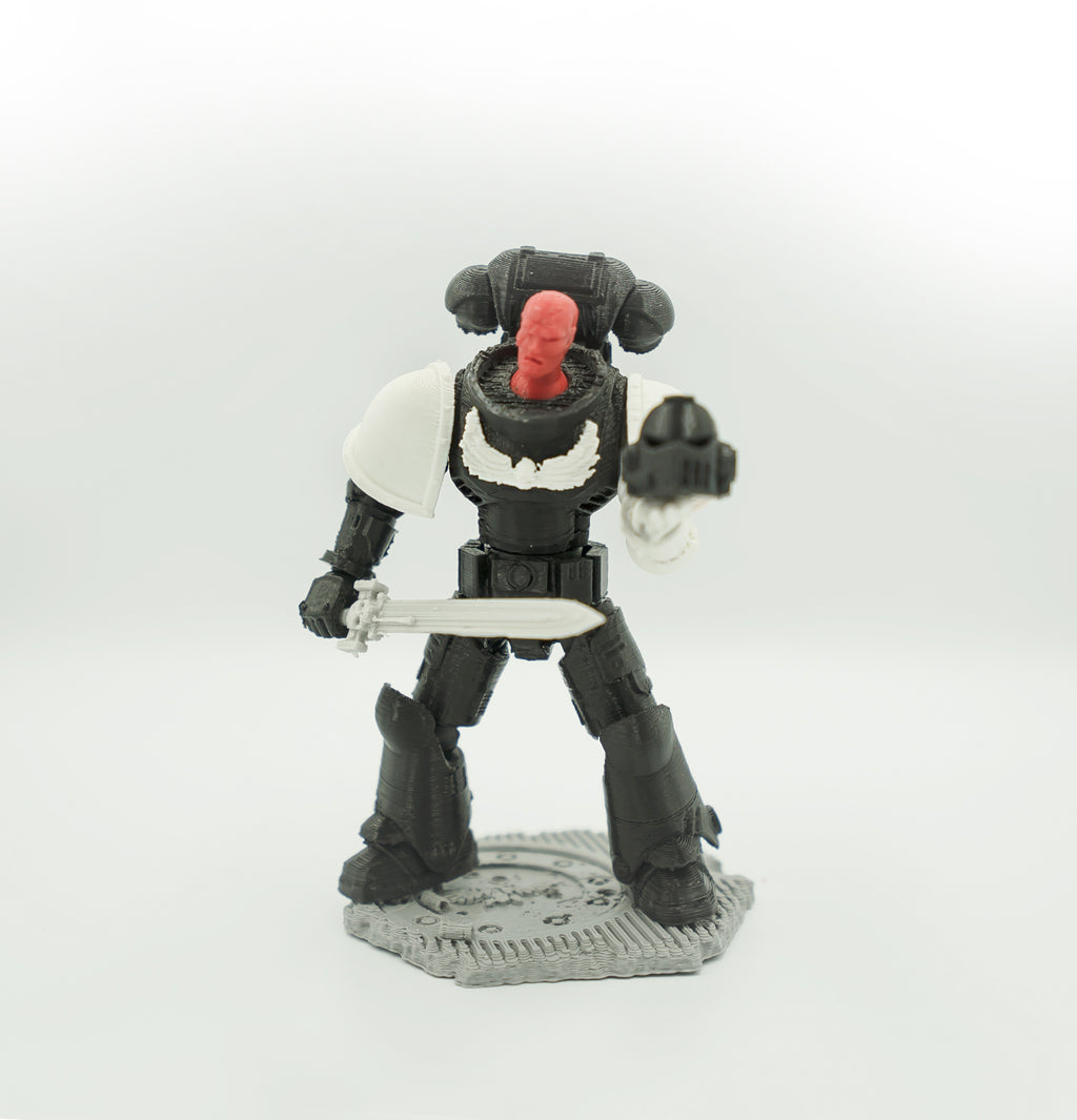 Obsidian Knights – Galaxy Commando
Custom 3D Printed Collectible Figure (FDM, PLA)