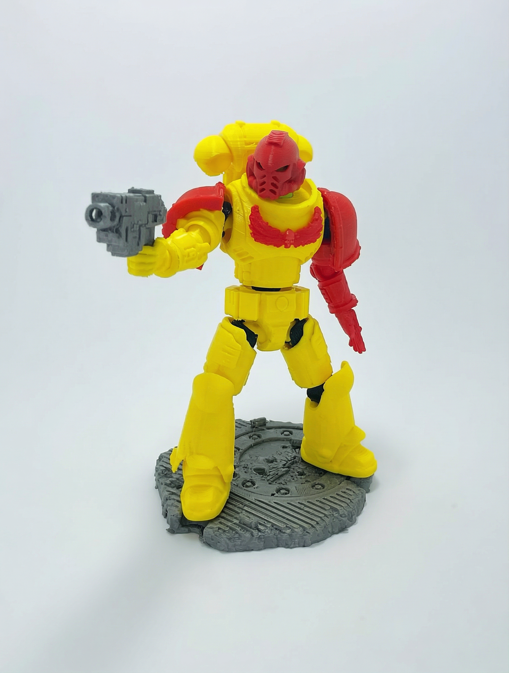 Fury Fist – Galaxy Commando
Custom 3D Printed Collectible Figure (FDM, PLA)